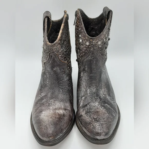 Frye Deborah Studded Metallic Leather Ankle Short Boots. - Picture 10 of 16